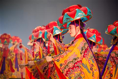 杜の賑い沖縄　琉球舞踊「四つ竹大群舞」